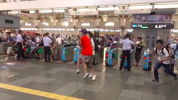 衝突の瞬間