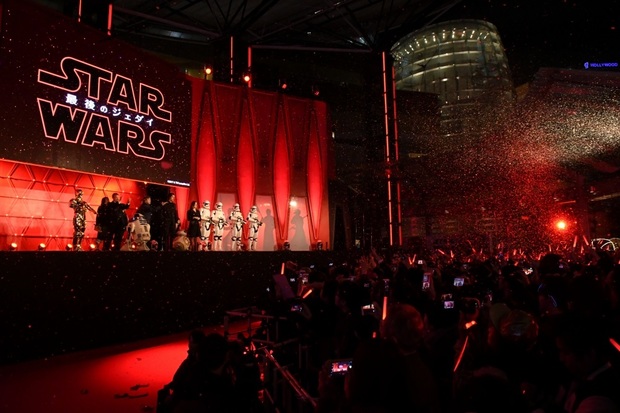 『スター・ウォーズ/最後のジェダイ』レッドカーペットイベントにて/(C)2017 Lucasfilm Ltd. All Rights Reserved.