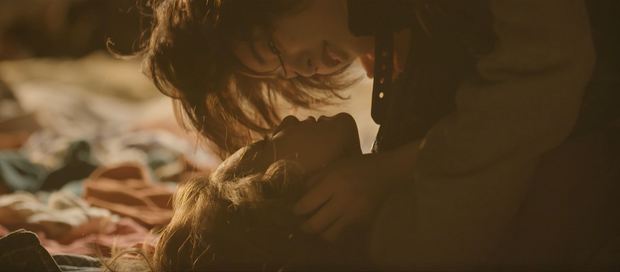 山崎紘菜さんと吉田まどかさん