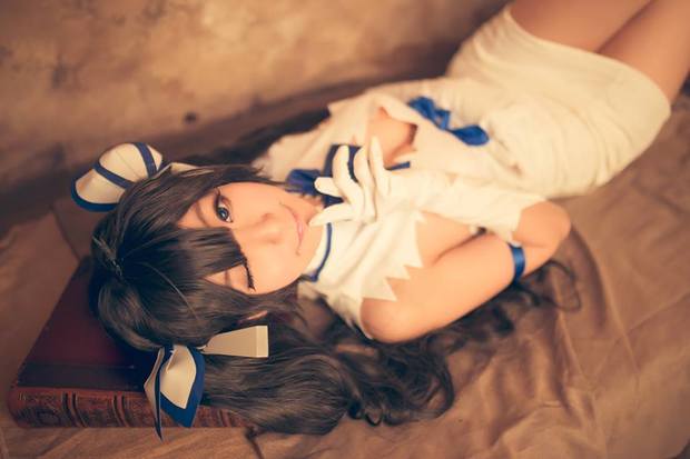 Silver Hereさん/『ダンジョンに出会いを求めるのは間違っているだろうか』ヘスティア
