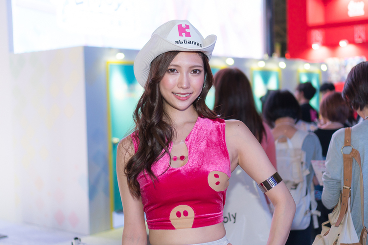 【TGS2017写真まとめ】美人コンパニオン激写！ スレンダーお姉さんに悩殺…