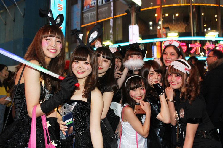 写真 Jkとjdで溢れる渋谷ハロウィン当日 女子が求める非日常とは Kai You Net