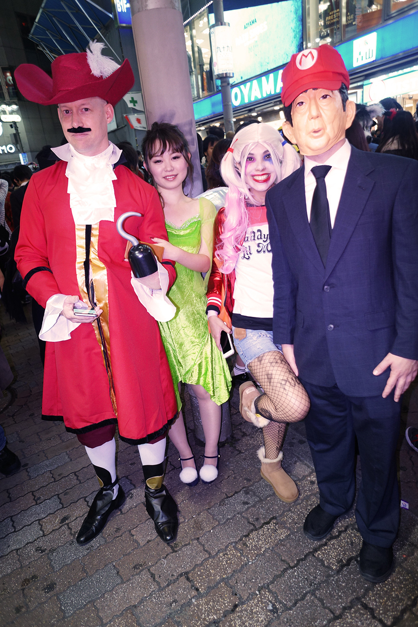 3/3) 【写真】狂乱を取り戻した渋谷のハロウィン セクシーな仮装ギャルで溢れる - KAI-YOU.net