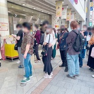 「おでかけ！POKOPEA CAFE」長蛇の列