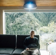 KOHHのプロデューサー「318」として知られた高橋良が経営する「THEATER 1」