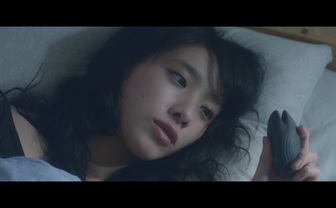 モデル 中田クルミが女性向け大人のおもちゃでリラックス…　iroha新PV公開