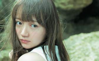 声優界随一の清楚系美少女 尾崎由香さん　1st写真集でピュアな初水着