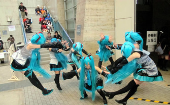 「ニコニコ超会議2」一日目　ミクさんコスプレ写真大集合させてみた