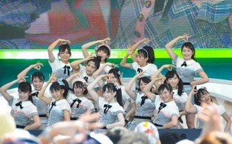 【TIF2017】AKB48 Team 8、2連続出演！ 恋チュンで熱狂【写真】