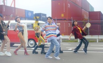 SASUKE「J-POPは終わらない」MV　憧れのHilty ＆ Boschとダンス共演