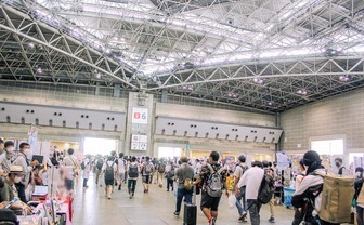 コミケ、アイマス島で聞く『モバマス』終了　ソシャゲ黎明期を駆け抜け大往生