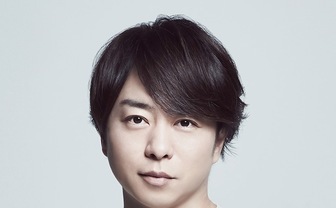 嵐 櫻井翔の初個展に寄せて　ラップ、報道──紡いだ言葉に“リアリティ”が問われる今