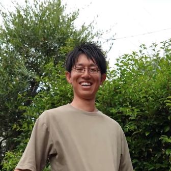 涼しい？ Tシャツをパタパタするギリギリ役に立ちそうな発明品