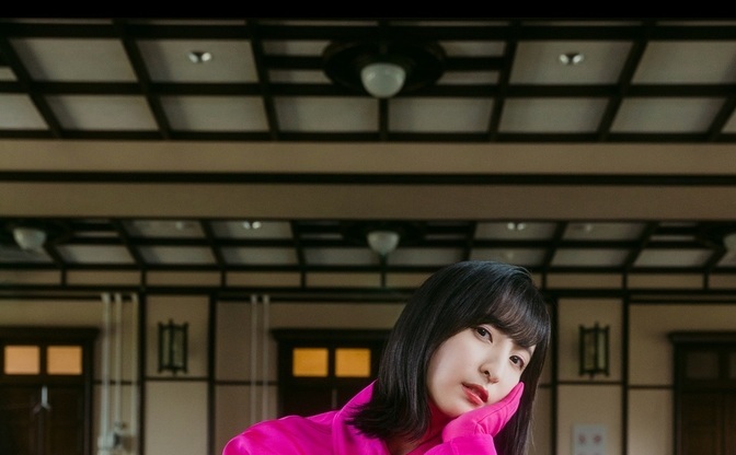 佐倉綾音、ヴァレンティノ最新コレクションをまとう 声優コラボ企画に登場