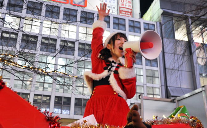 これが渋谷のクリスマスイヴや 美人サンタにイケメントナカイ画像まとめ Kai You Net