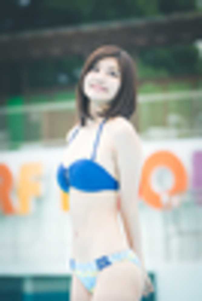 林ゆめさんの水着グラビア写真16