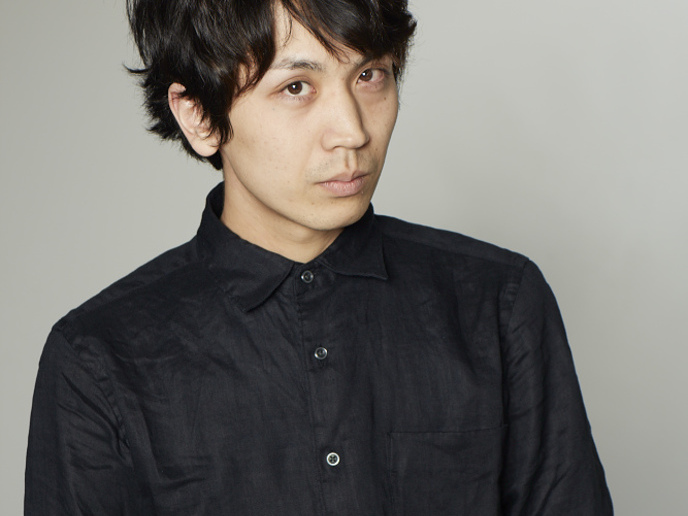 山本卓卓