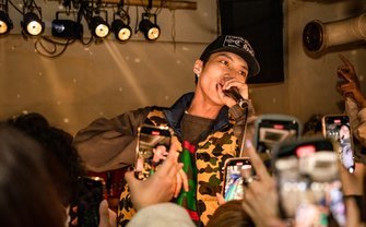 百足