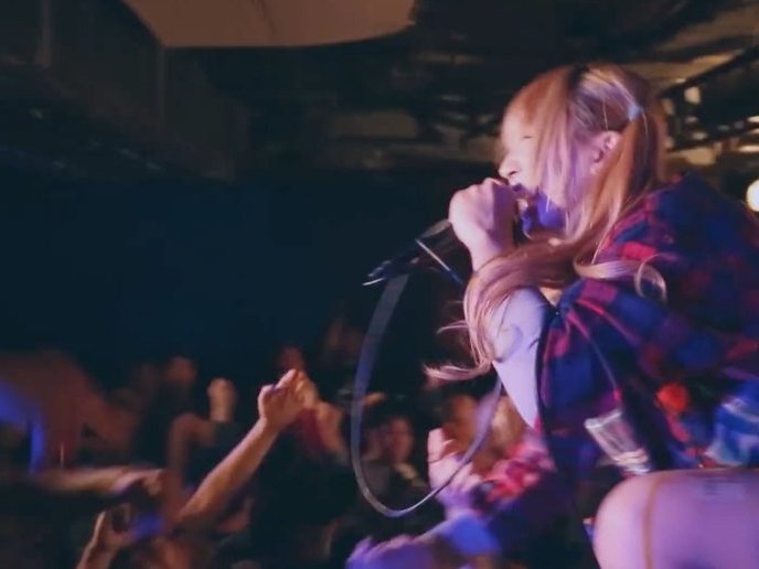 アンダーグラウンド